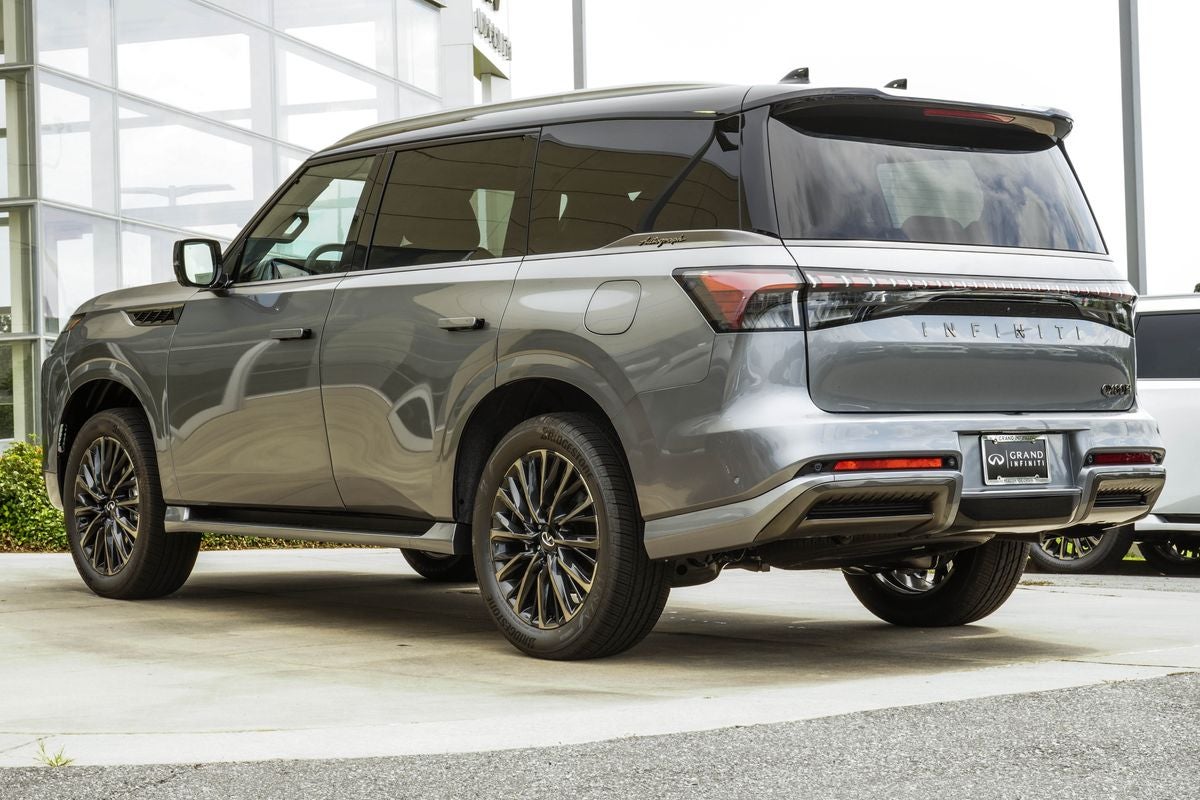 2027 INFINITI QX80 AUTOGRAPH
