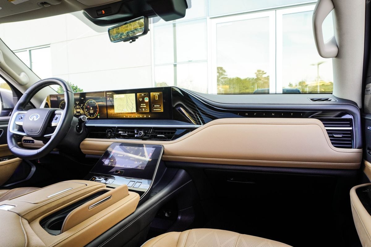 2025 INFINITI QX80 SENSORY