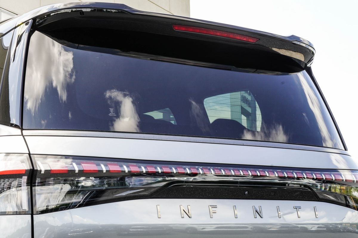 2027 INFINITI QX80 SPORT