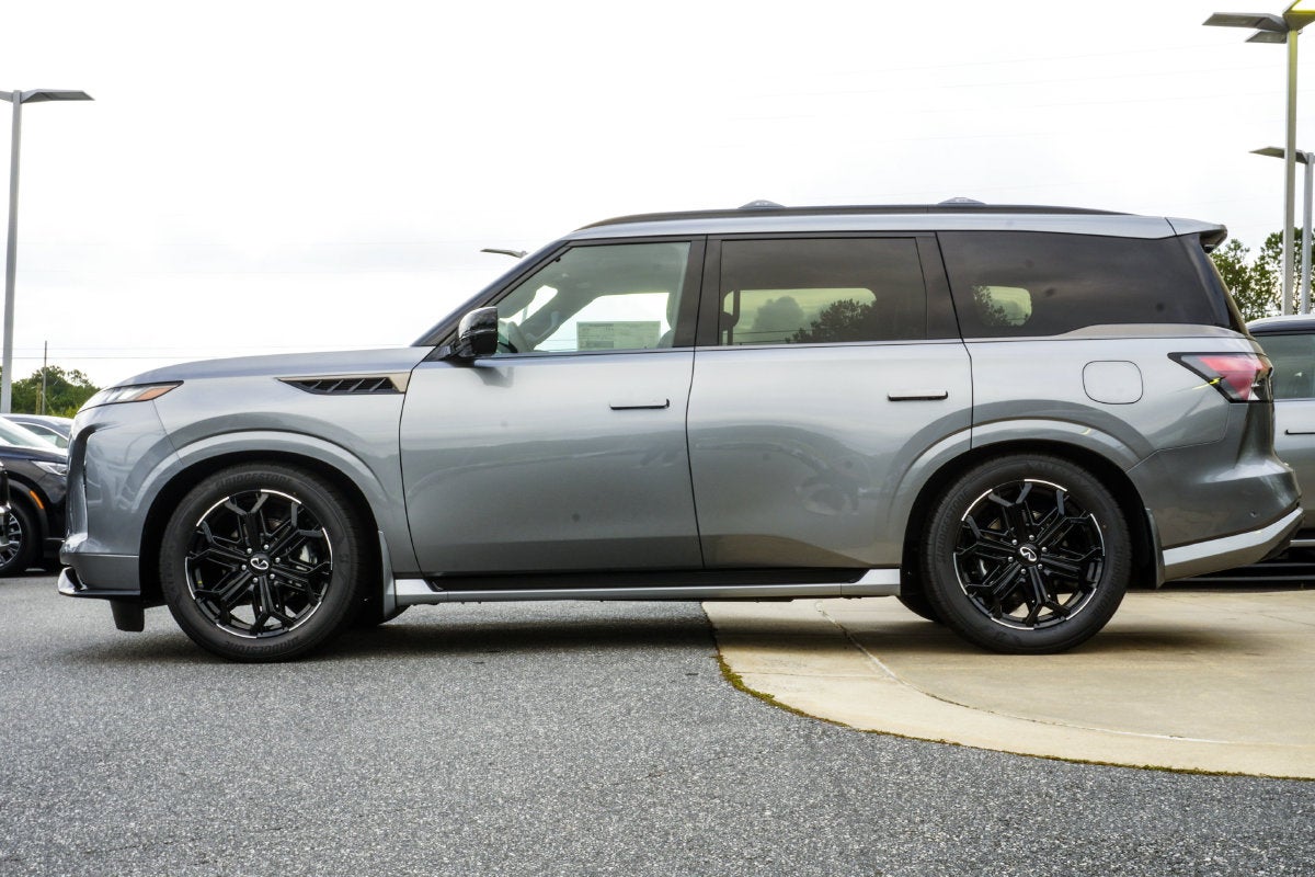 2027 INFINITI QX80 SPORT