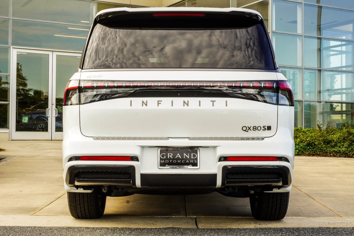2027 INFINITI QX80 SPORT