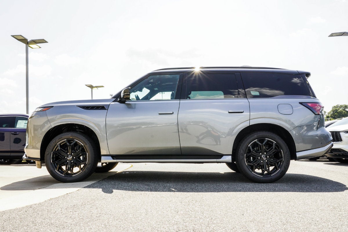2027 INFINITI QX80 SPORT