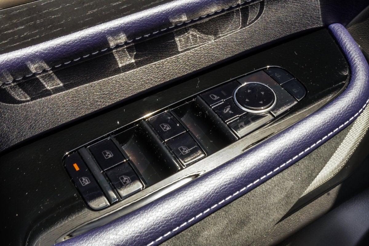 2027 INFINITI QX80 SPORT