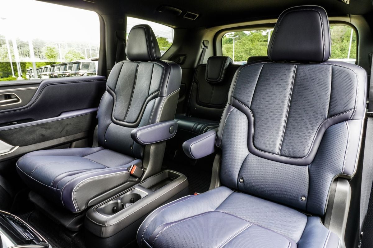 2027 INFINITI QX80 SPORT