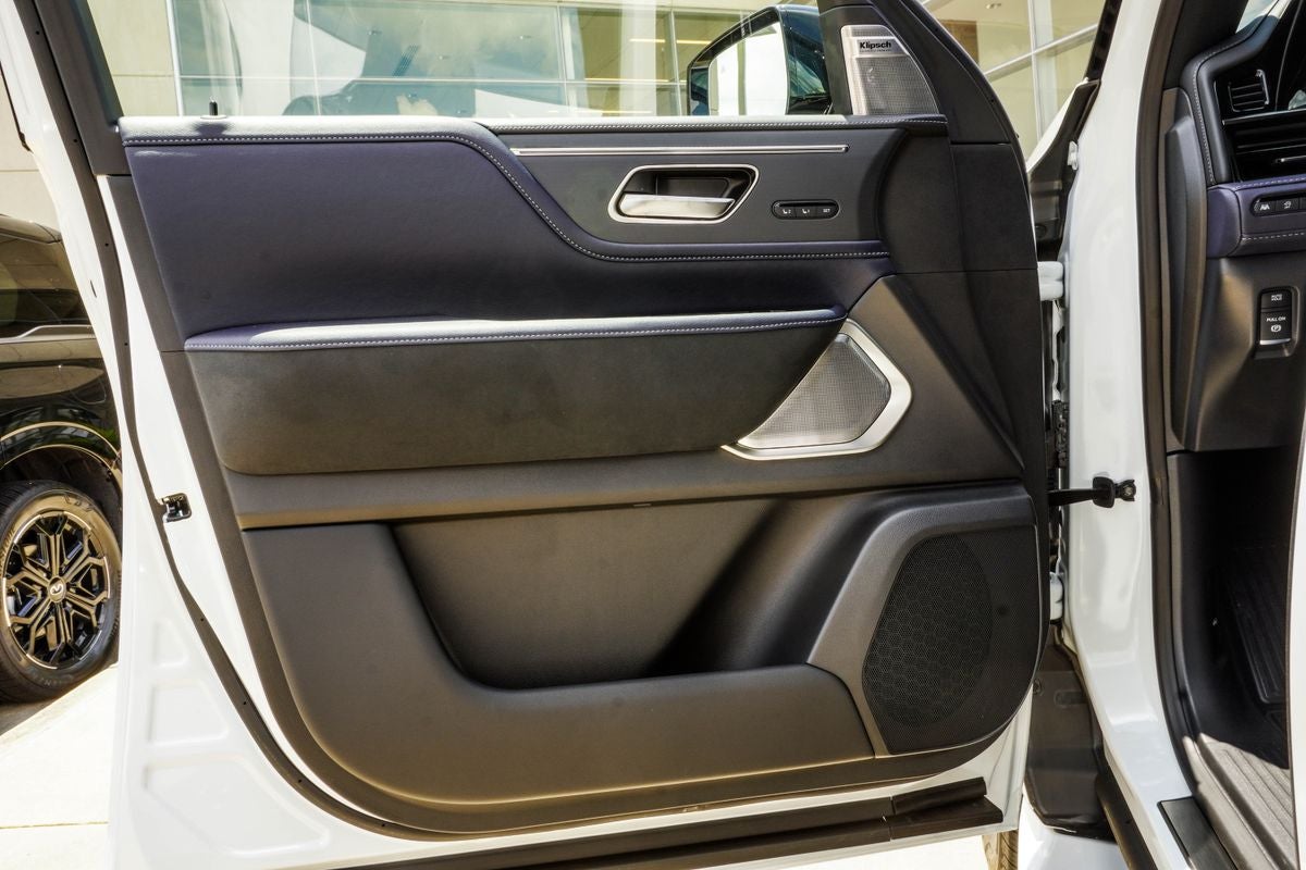 2027 INFINITI QX80 SPORT