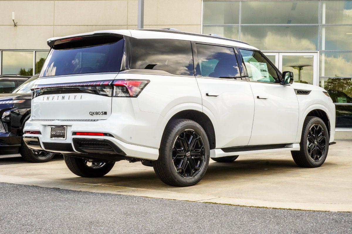 2027 INFINITI QX80 SPORT
