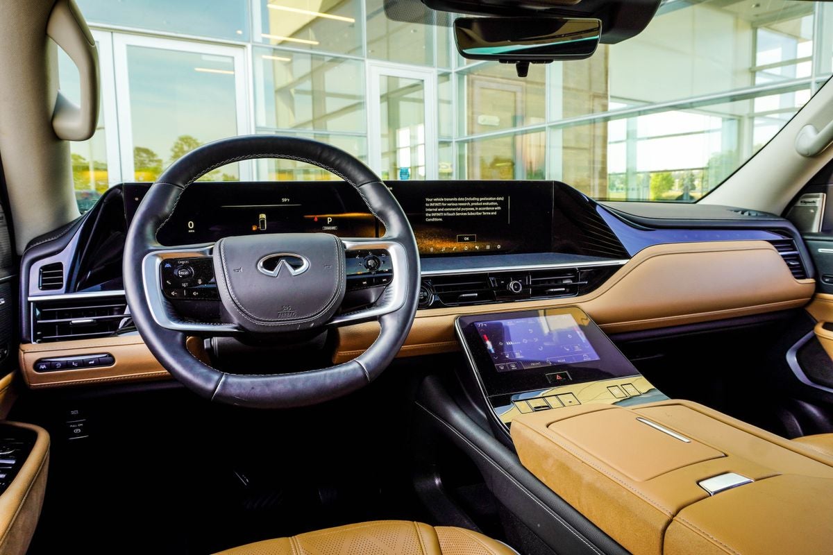2025 INFINITI QX80 SENSORY