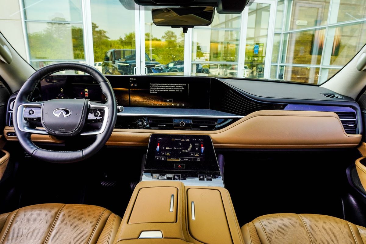 2025 INFINITI QX80 SENSORY