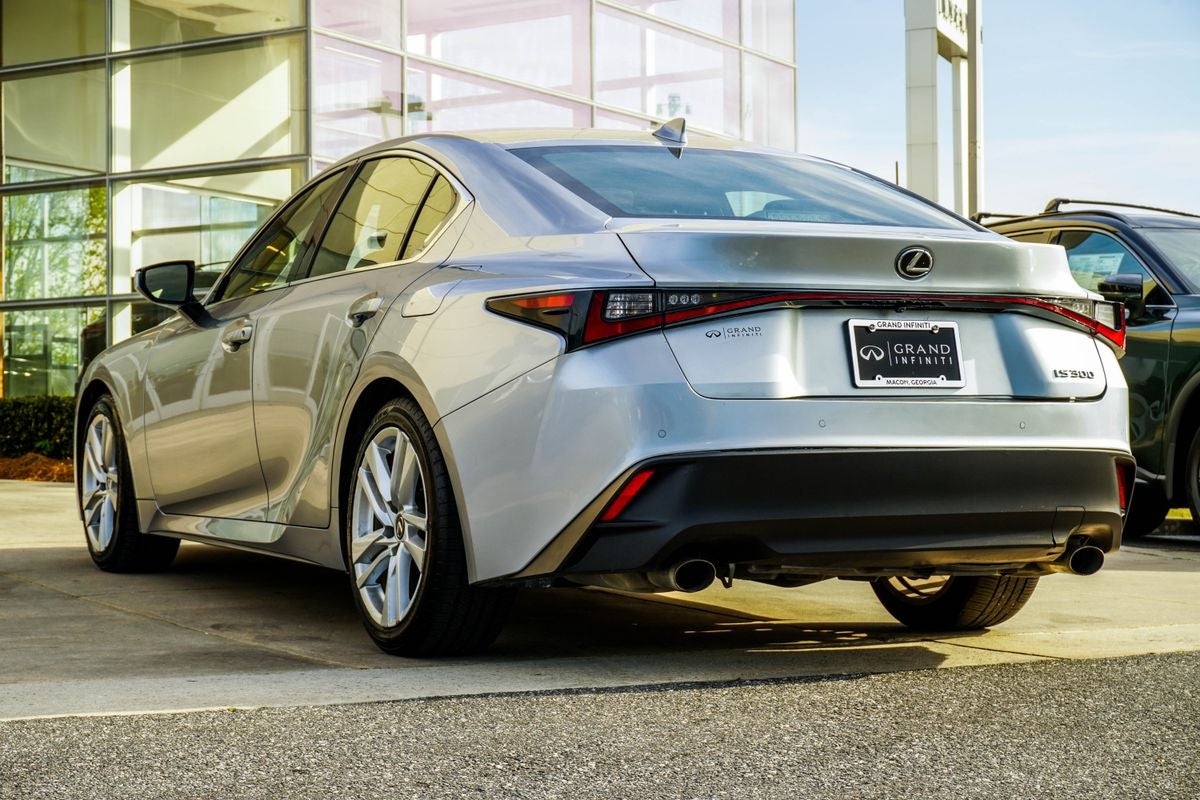2023 Lexus IS 300