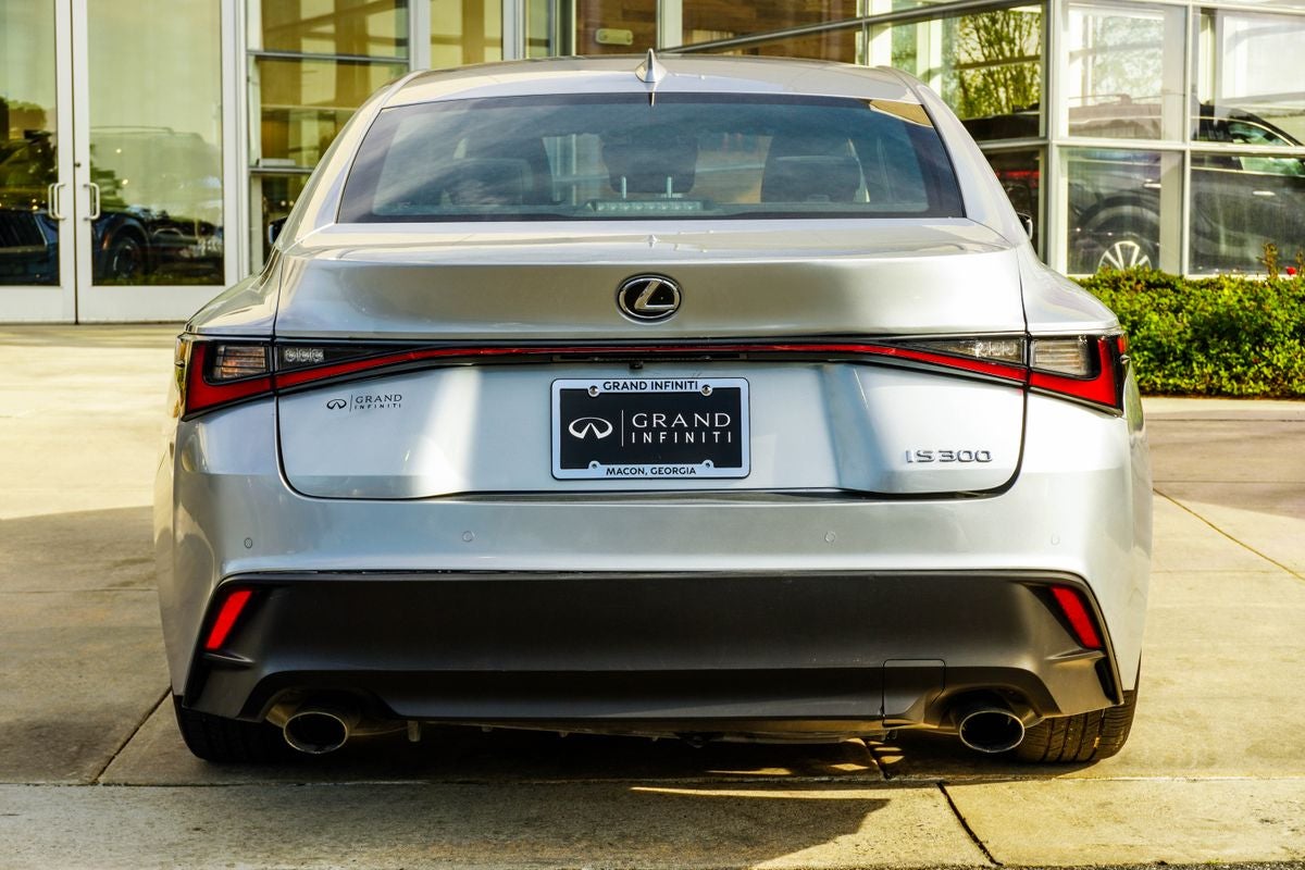 2023 Lexus IS 300