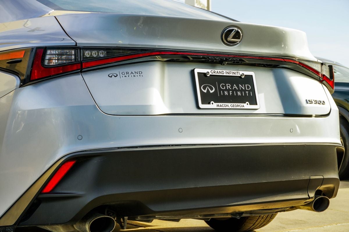 2023 Lexus IS 300