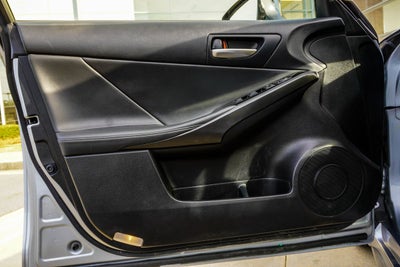 2023 Lexus IS 300