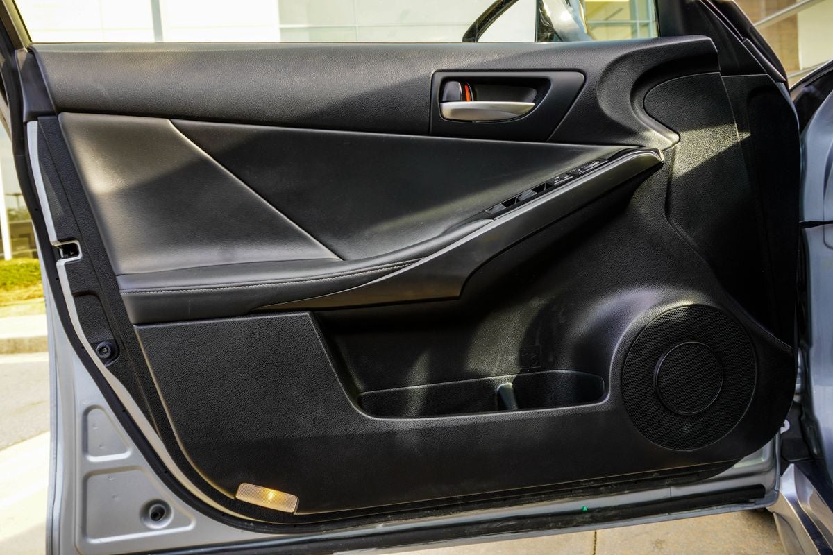 2023 Lexus IS 300