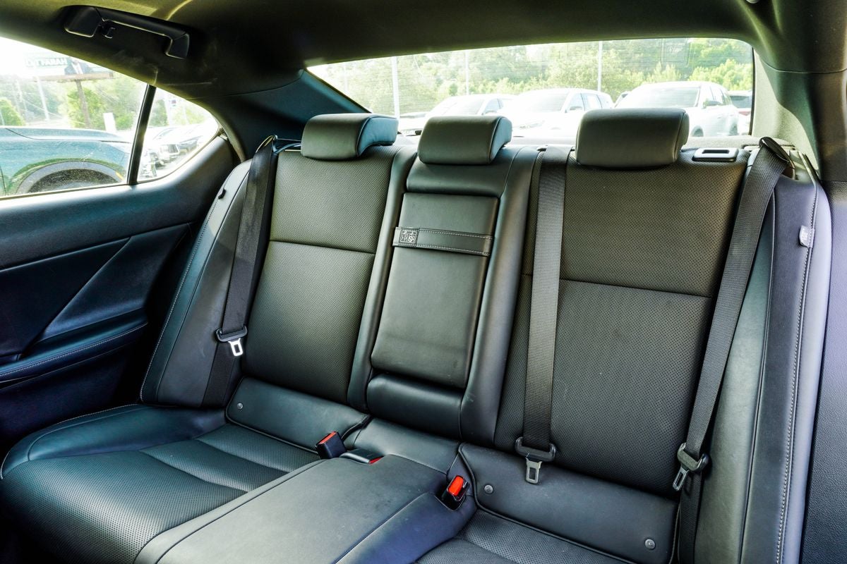 2023 Lexus IS 300