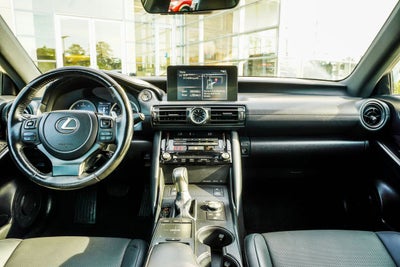 2023 Lexus IS 300