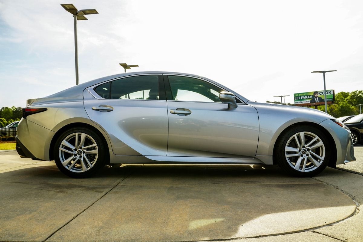2023 Lexus IS 300