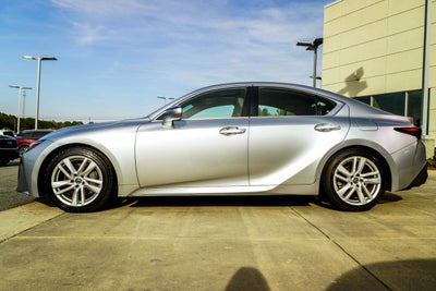 2023 Lexus IS 300