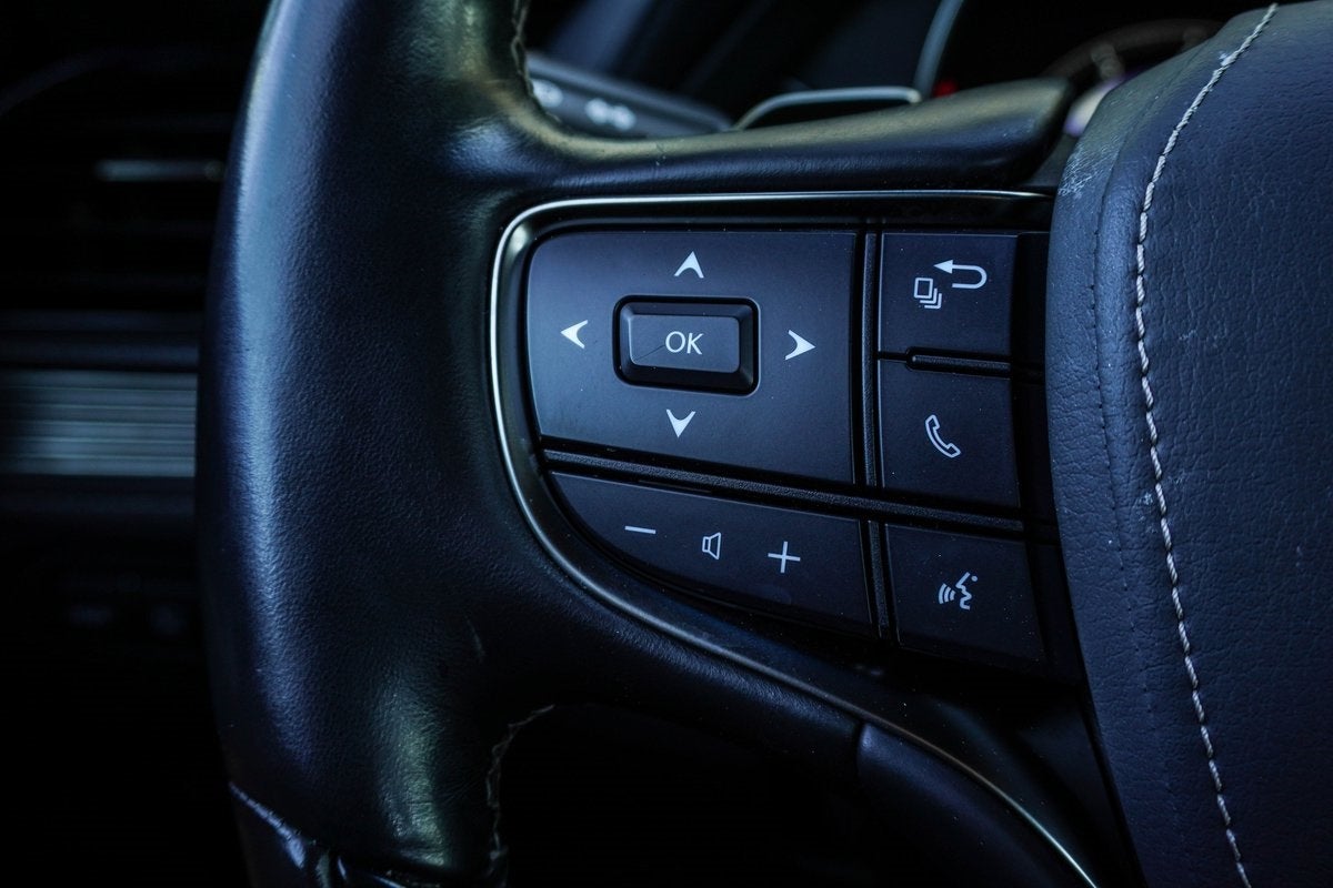 2022 Lexus LS 500 Base