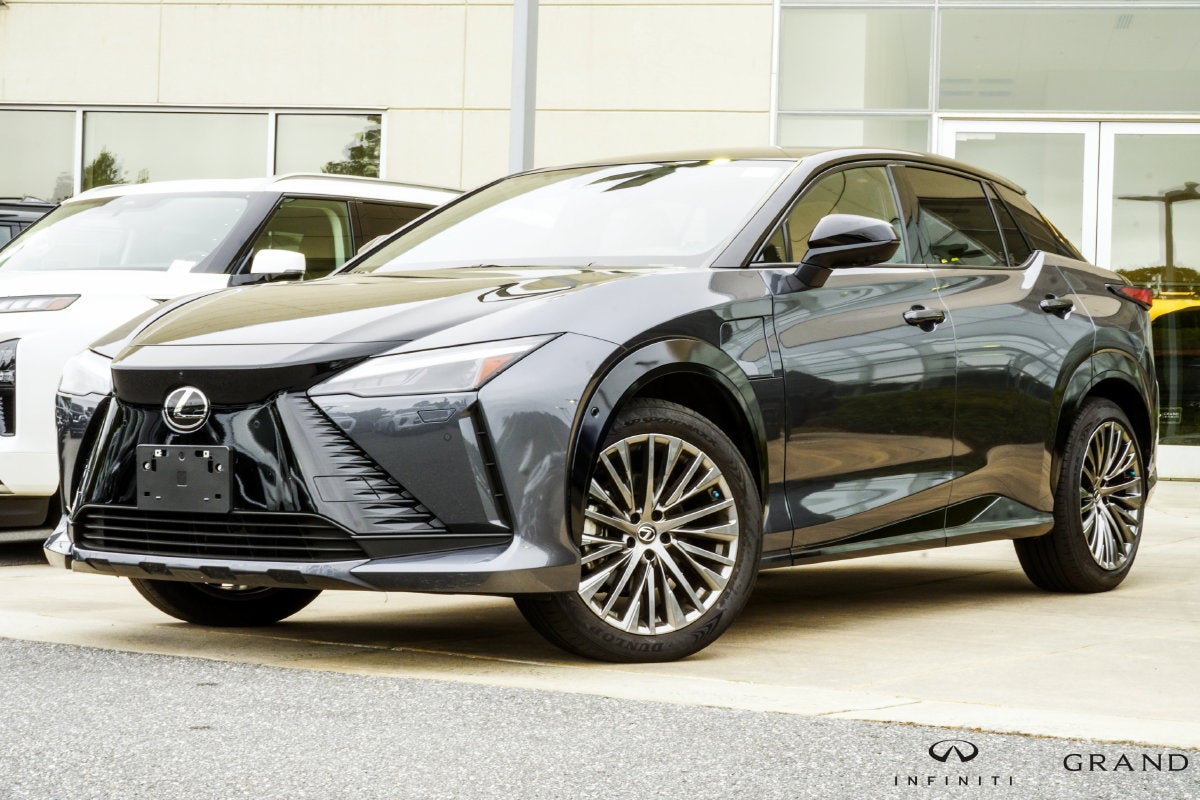 2023 Lexus RZ 450e Luxury