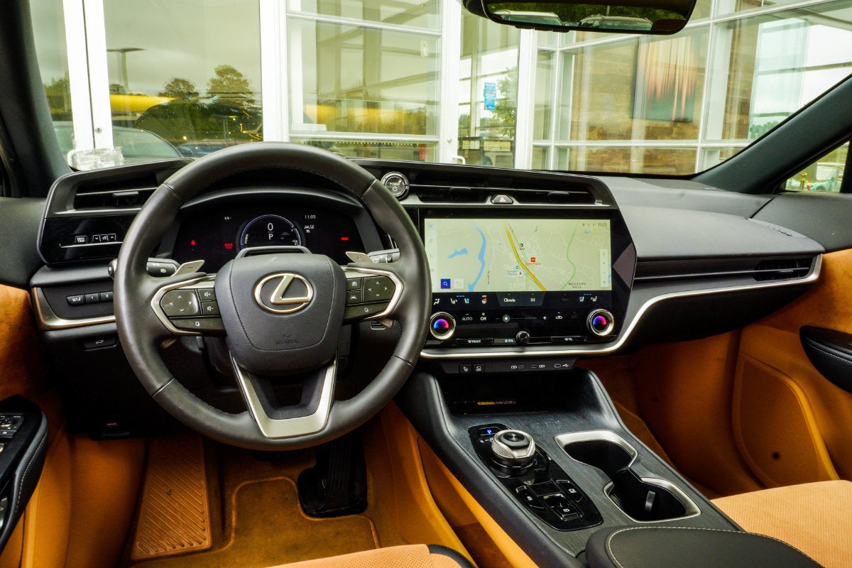 2023 Lexus RZ 450e Luxury