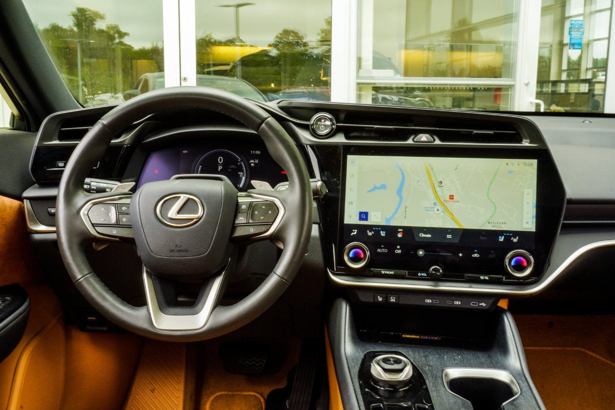 2023 Lexus RZ 450e Luxury