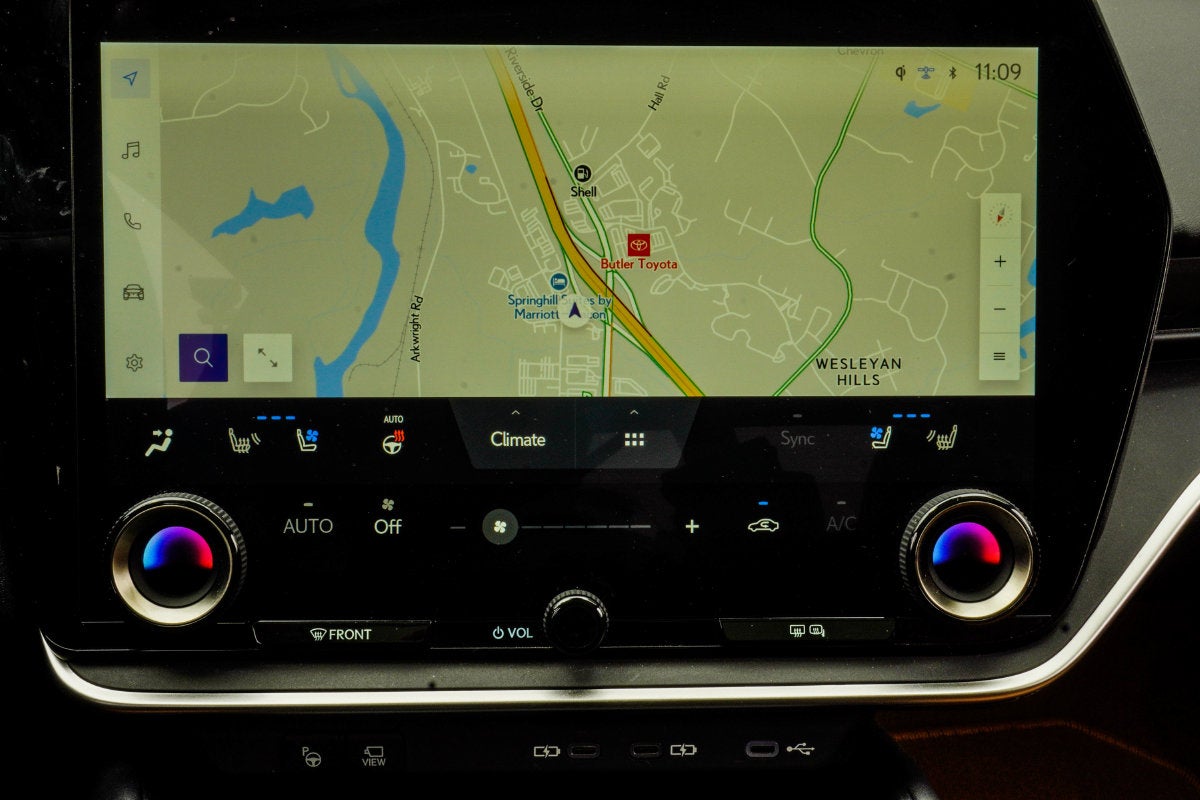 2023 Lexus RZ 450e Luxury