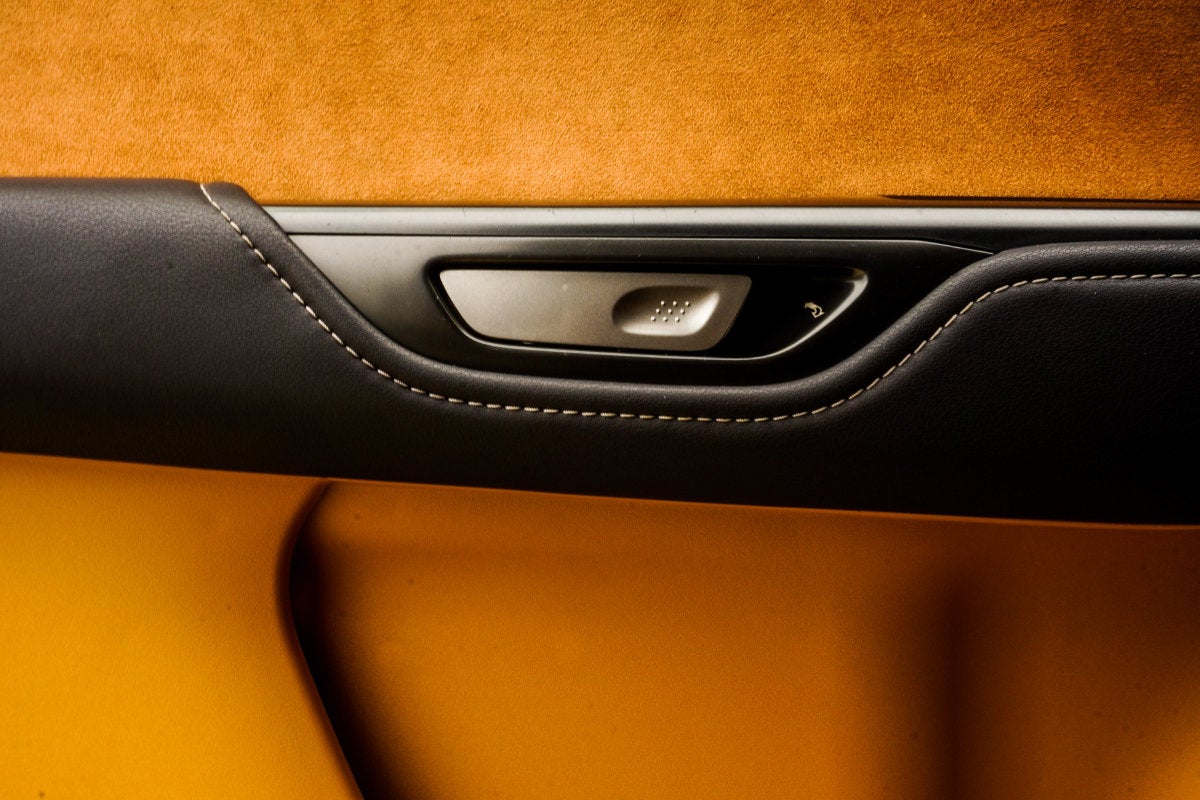 2023 Lexus RZ 450e Luxury