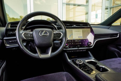 2023 Lexus RZ 450e Luxury
