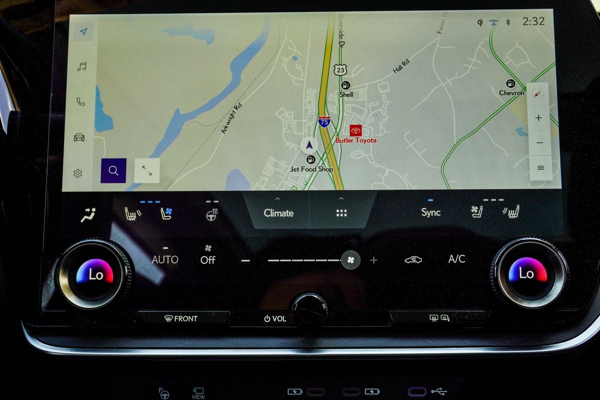 2023 Lexus RZ 450e Luxury