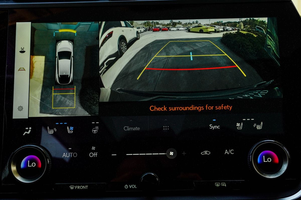 2023 Lexus RZ 450e Luxury