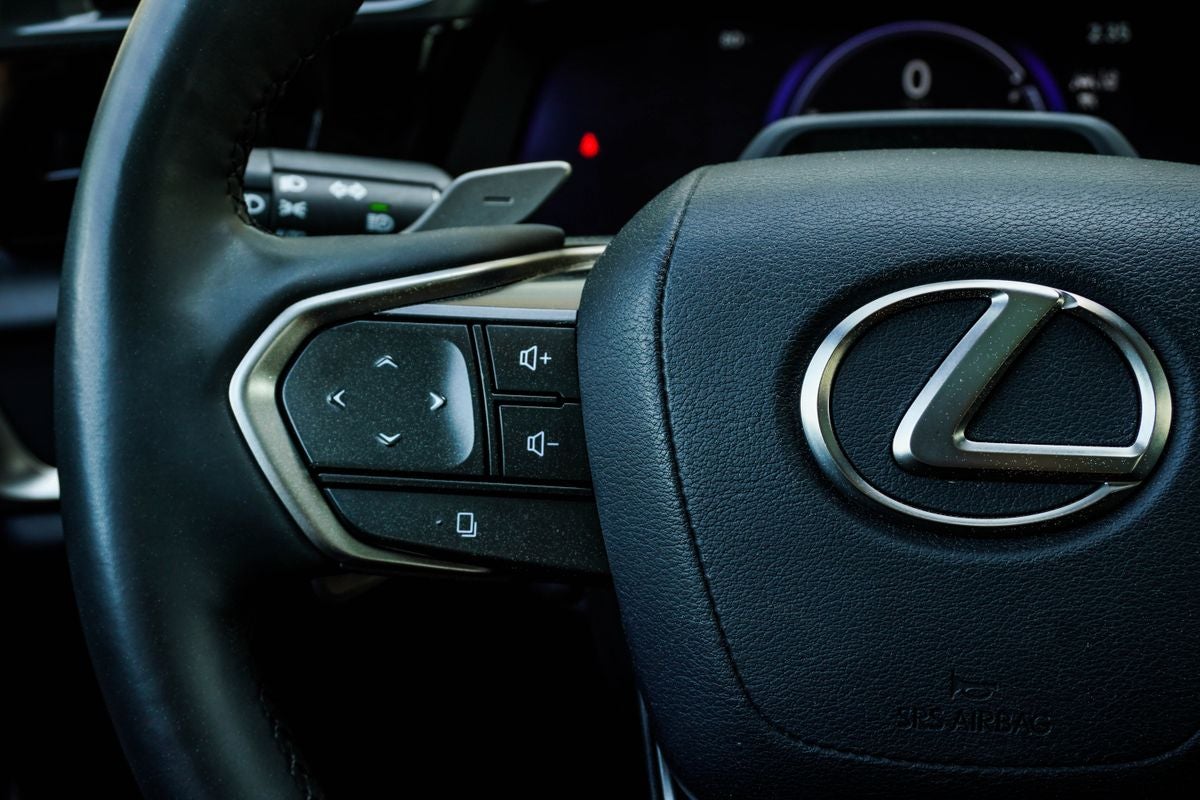 2023 Lexus RZ 450e Luxury