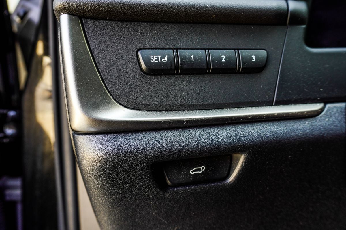 2023 Lexus RZ 450e Luxury