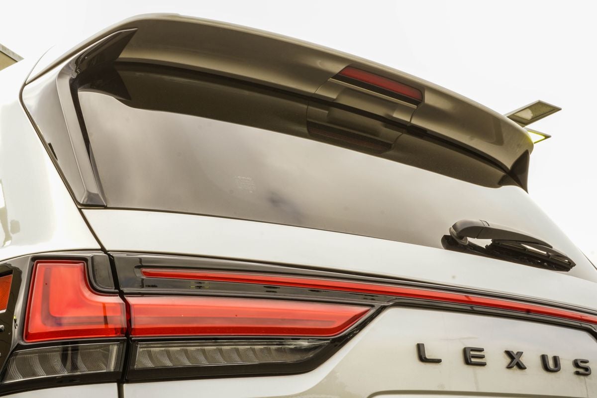 2025 Lexus LX 700h Luxury