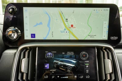 2025 Lexus LX 700h Luxury