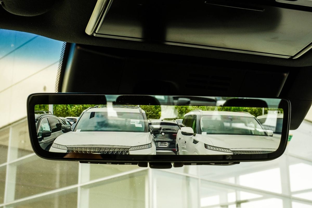 2025 Lexus LX 700h Luxury