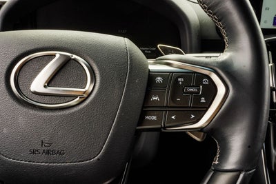 2025 Lexus LX 700h Luxury