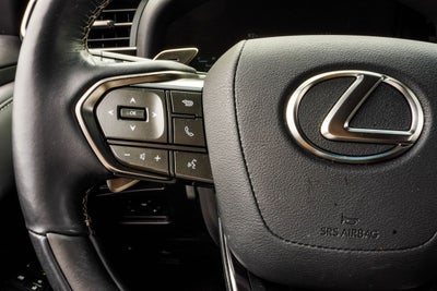 2025 Lexus LX 700h Luxury