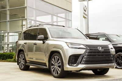 2025 Lexus LX 700h Luxury