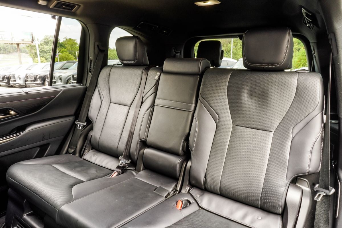 2025 Lexus LX 700h Luxury