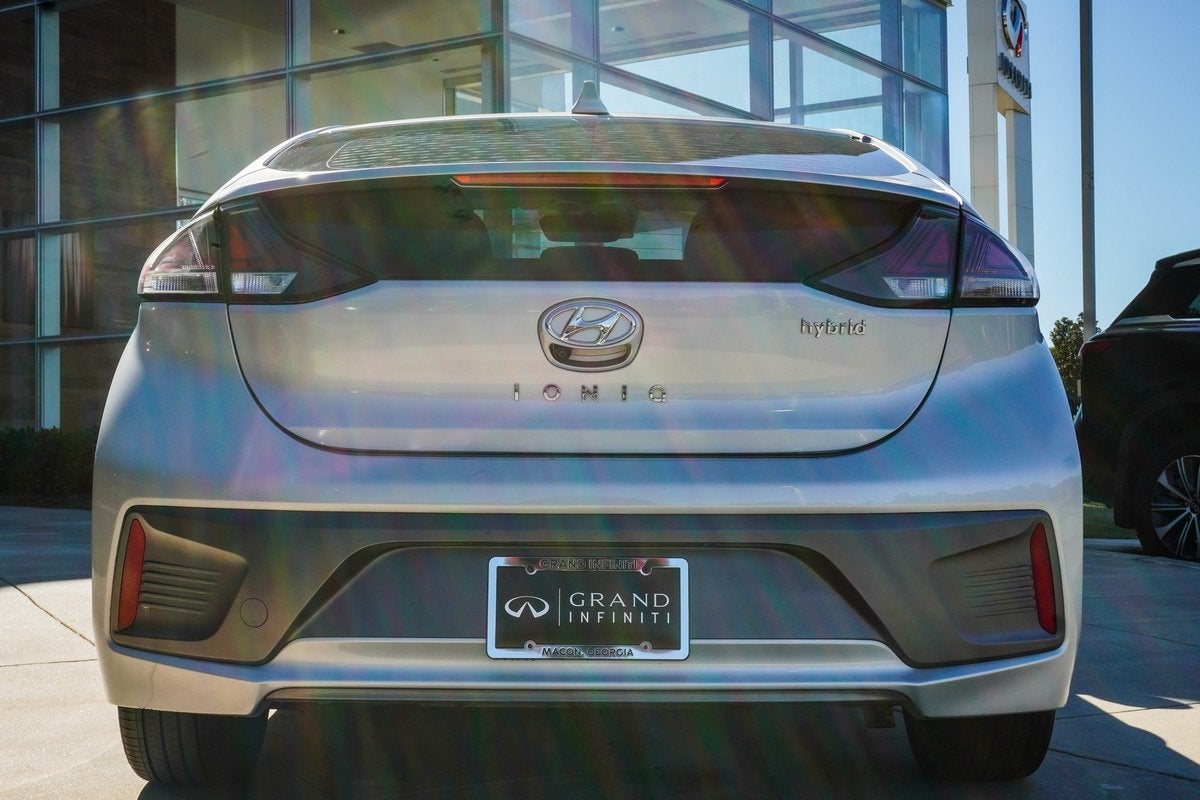 2022 Hyundai Ioniq Hybrid SEL