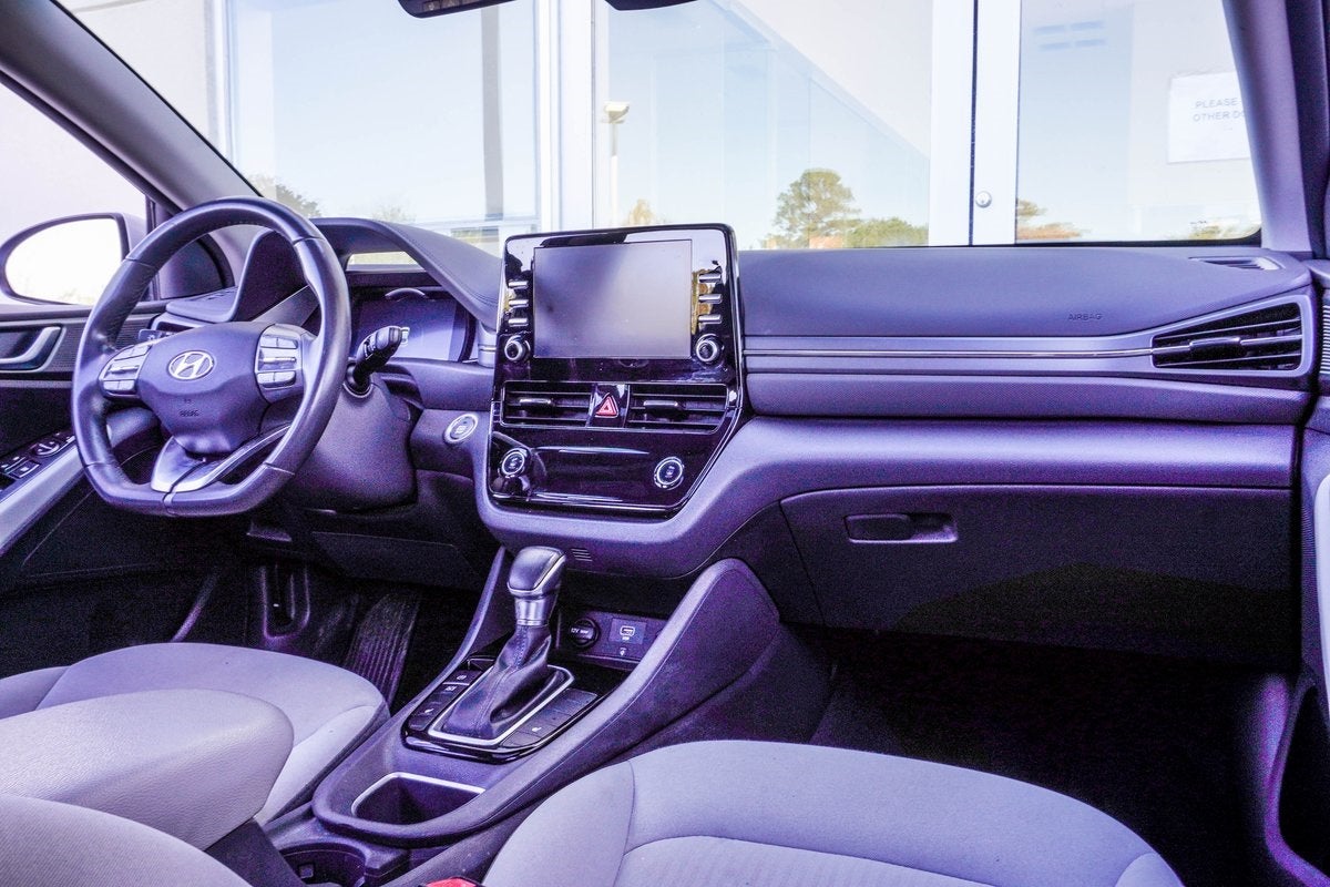 2022 Hyundai Ioniq Hybrid SEL