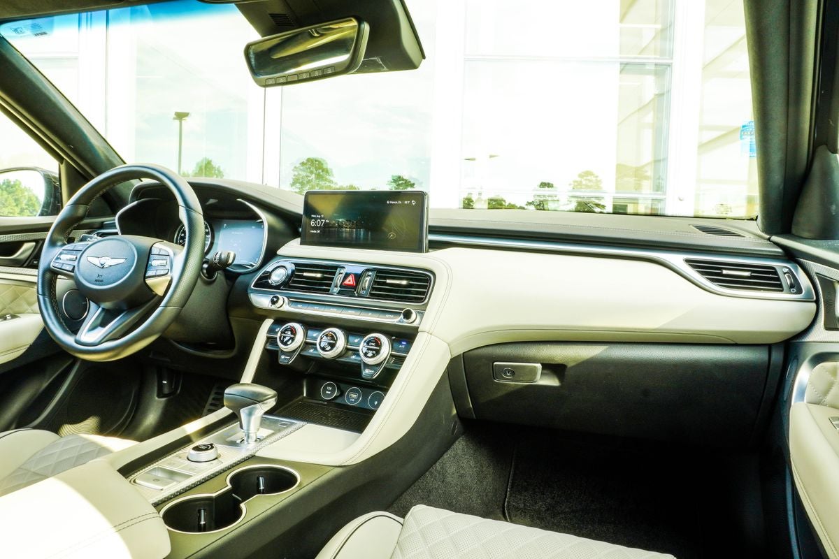 2023 Genesis G70 3.3T