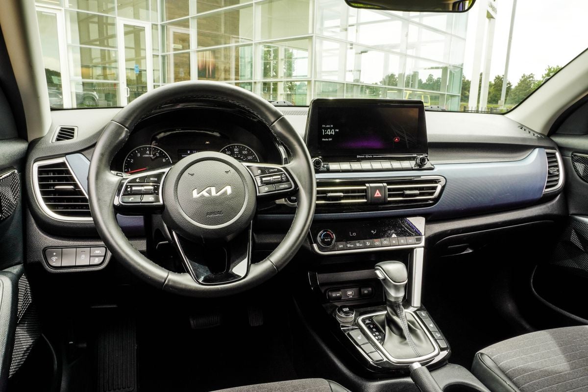 2023 Kia Seltos S