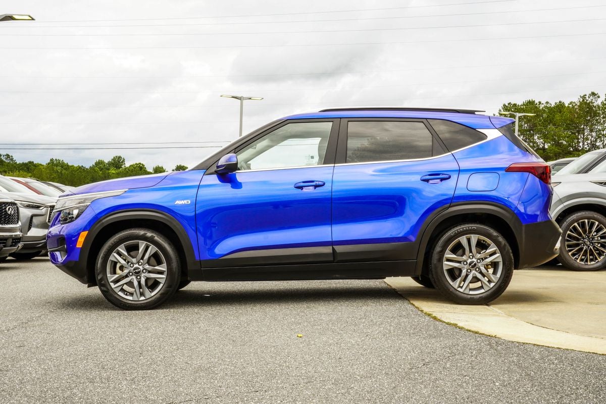 2023 Kia Seltos S