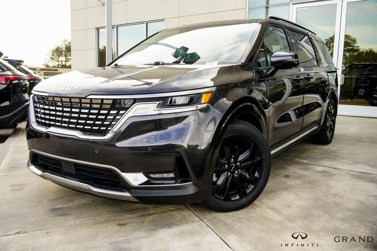 2023 Kia Carnival SX