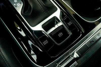 2023 Kia Carnival SX