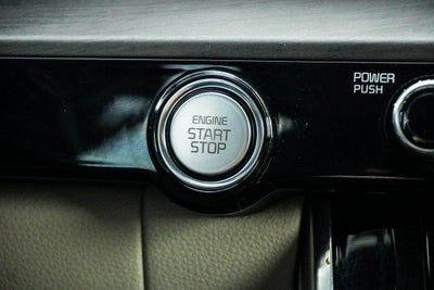 2023 Kia Carnival SX