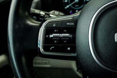 2023 Kia Carnival SX