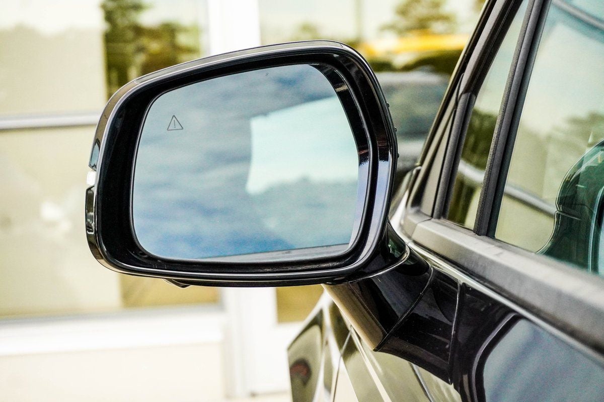 2023 Kia Carnival SX