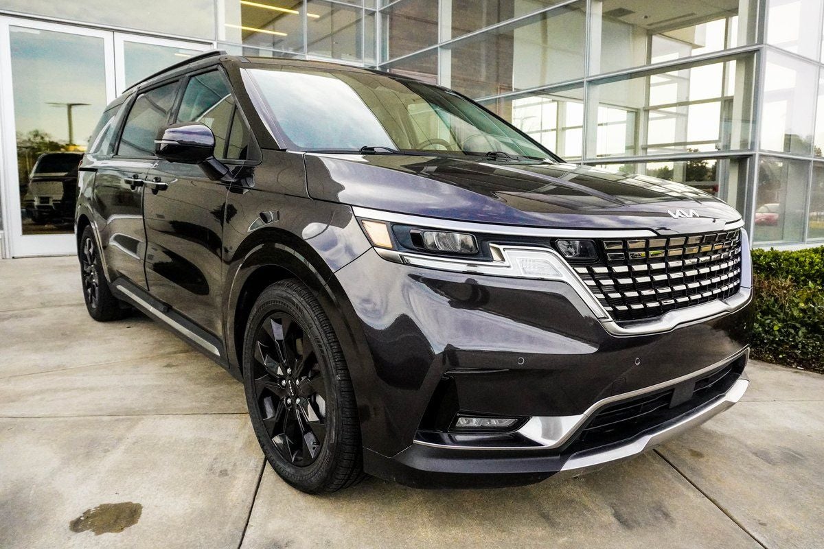 2023 Kia Carnival SX